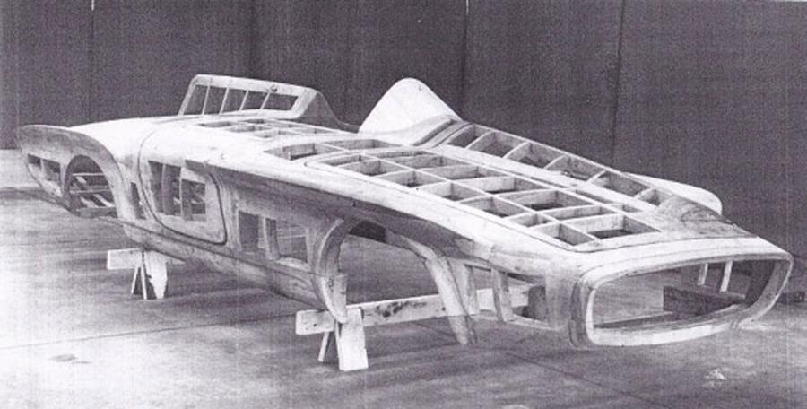  Plymouth XNR Concept 1960 года  (фото 29 из 42)